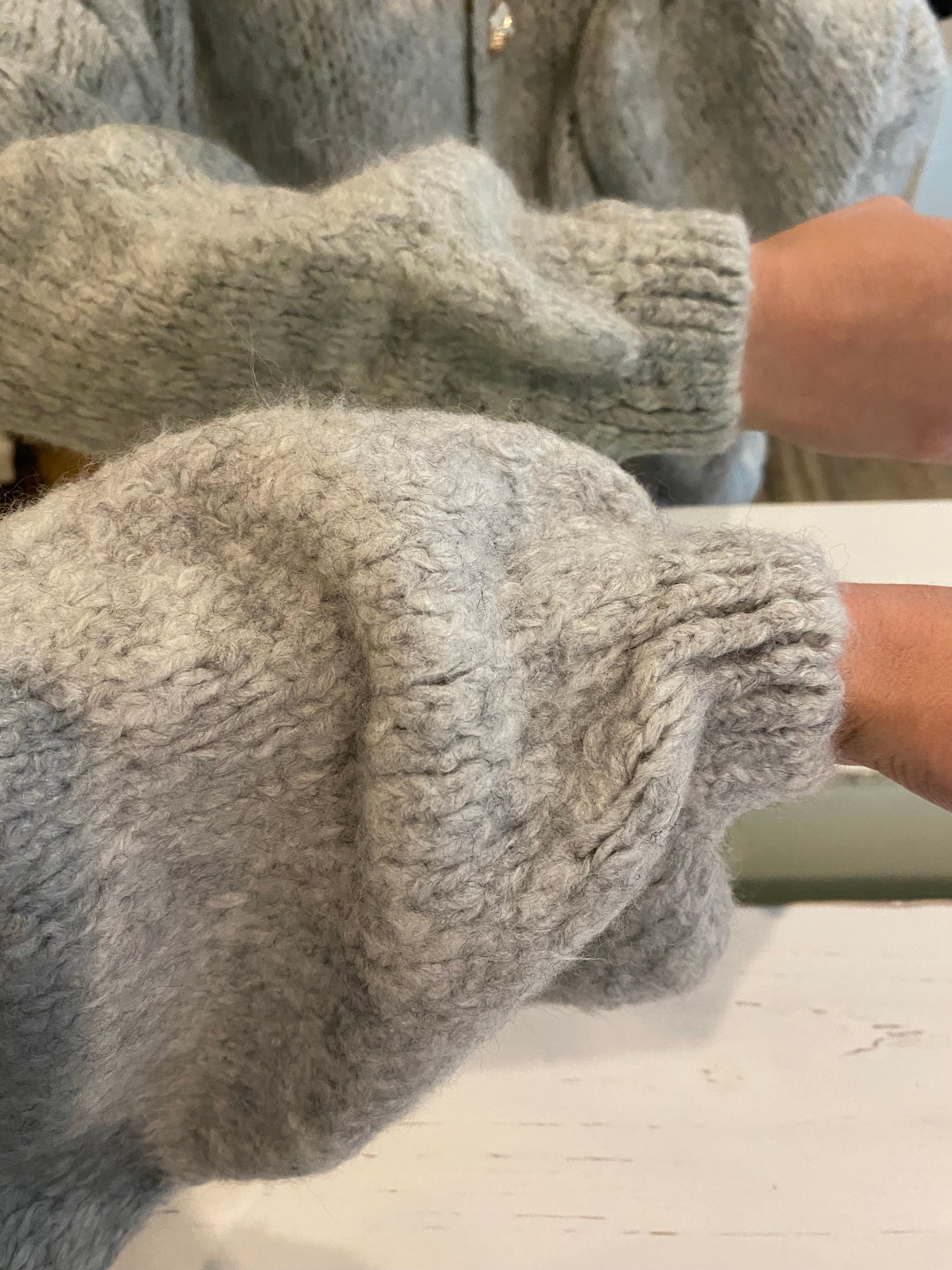 Cardigan oversize à bouton doré GRIS